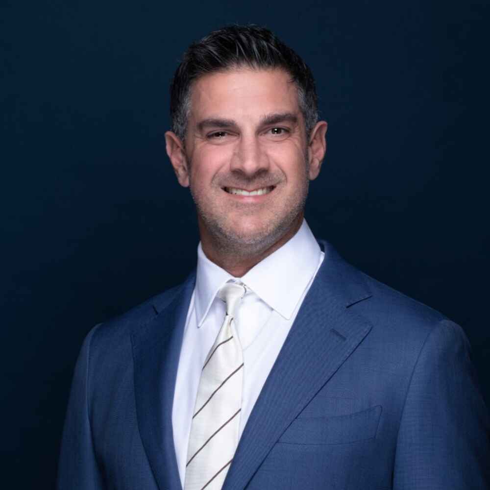 Shane Pahlavan, MD | Texas Region Physician Leader